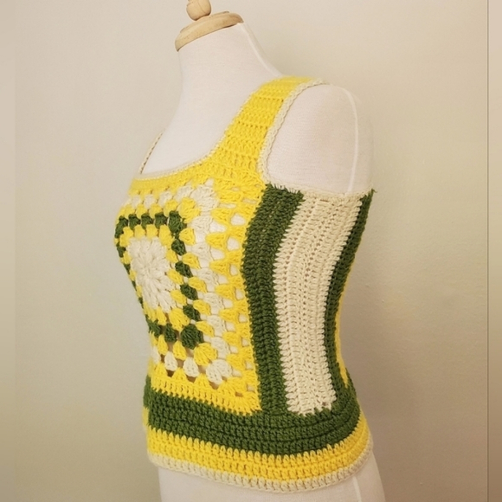 Vintage crochet knit tank top floral wool yellow VTG 70s cottagecore boho small - Picture 3 of 11